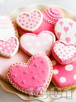 Ванилови сладки за десерт за Свети Валентин - снимка на рецептата